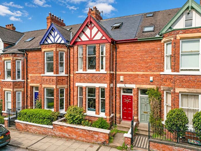 5 Bedroom Town House For Sale In Scarcroft Hill, York, YO24