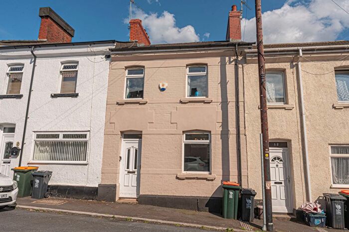 2 Bedroom Terraced House For Sale In Dos Road, Newport, NP20