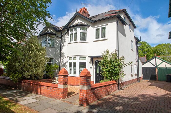 4 Bedroom Semi-Detached House For Sale In Beech Grove, Hoole, Chester, CH2