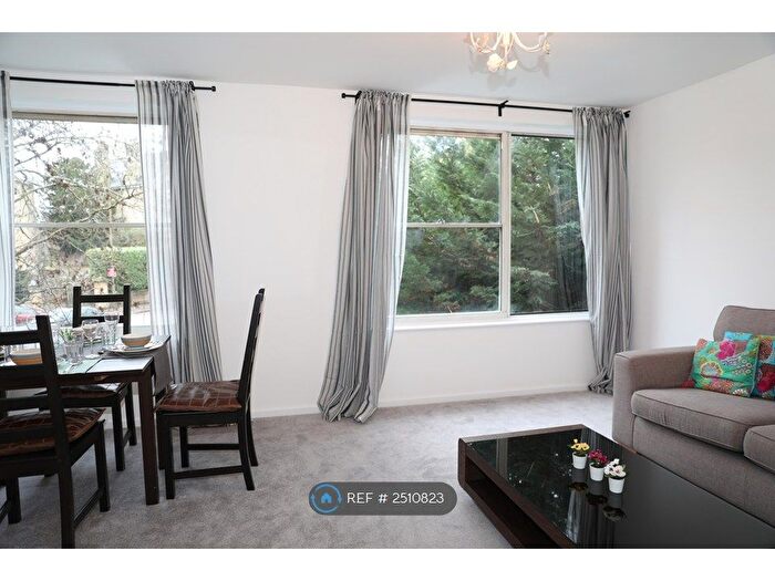 1 Bedroom Flat To Rent In St. Johns Park, London, SE3