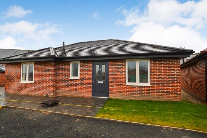 2 Bedroom Detached Bungalow To Rent In Anvil Grove, Mansfield Woodhouse, NG19