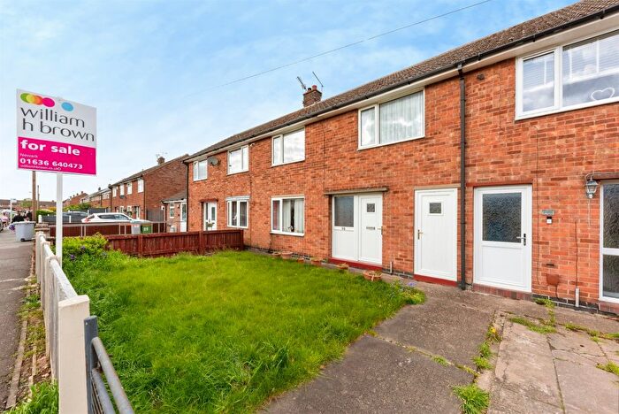 3 Bedroom Terraced House For Sale In Bailey Road, Newark, NG24