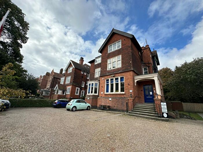 3 Bedroom Apartment To Rent In Earls Avenue, Folkestone, CT20