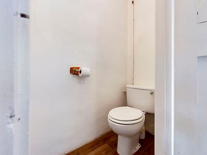 3 Bedroom Terraced House For Sale In Fullarton Crescent, South Ockendon, RM15