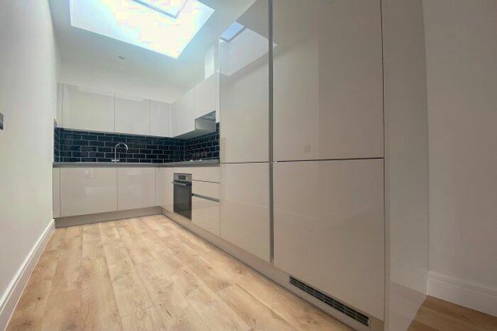 2 Bedroom Flat To Rent In High Street, Orpington, BR6