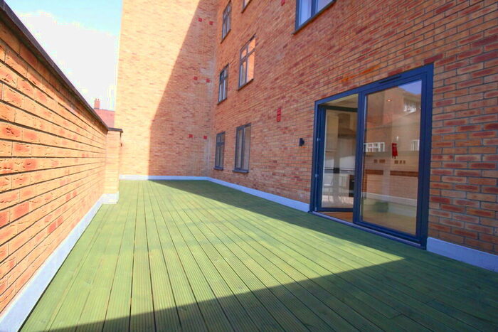 2 Bedroom Apartment To Rent In Hoxton Street, London, N1