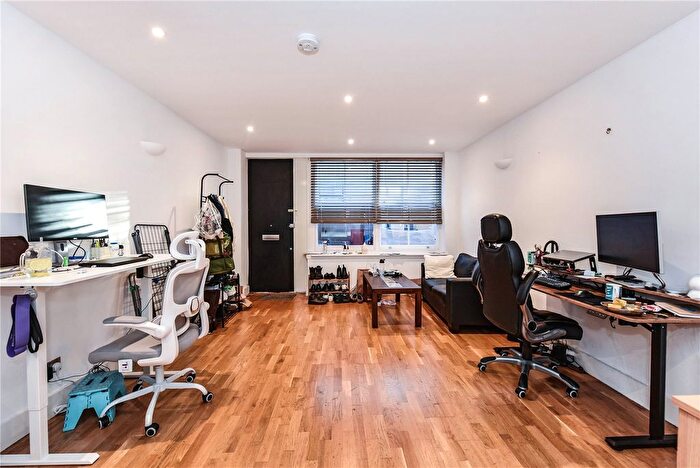 2 Bedroom Flat For Sale In Canfield Place, Swiss Cottage, London, NW6
