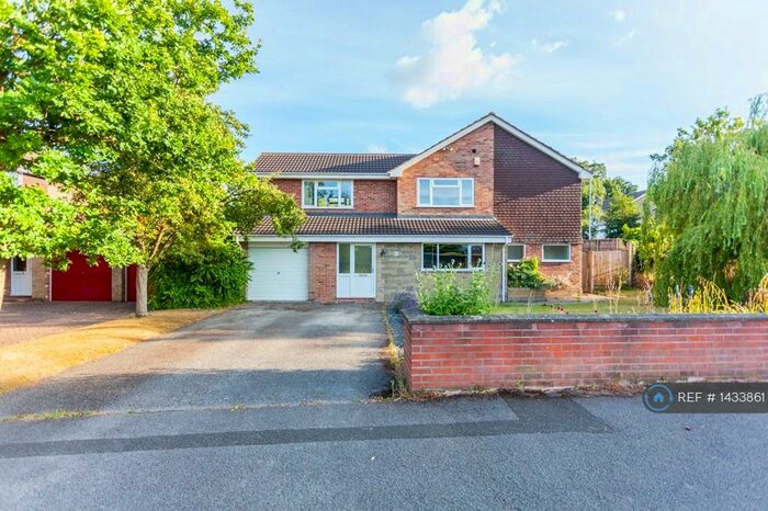 5 Bedroom Detached House To Rent In Church Drive, Ravenshead, Nottingham, NG15