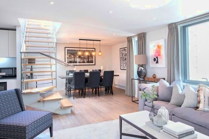 4 Bedroom Garage / Parking To Rent In Merchant Square East, London, W2