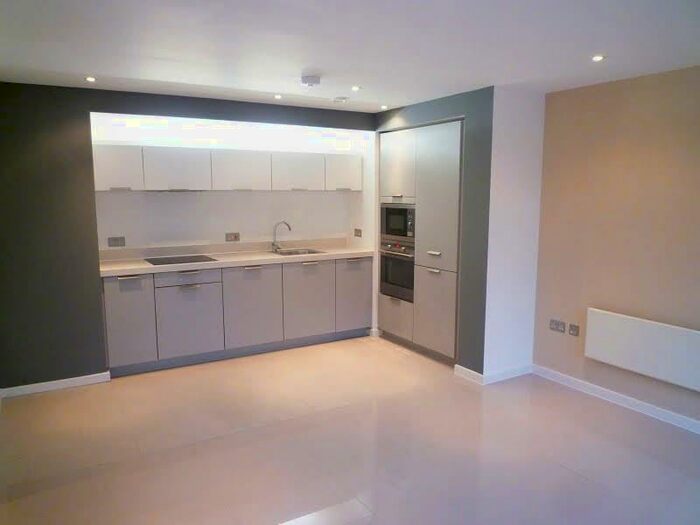 1 Bedroom Apartment To Rent In Apt . Ice Plant, M4