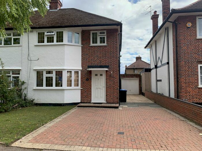 3 Bedroom Semi-Detached House To Rent In Boldmere Road, Pinner, HA5