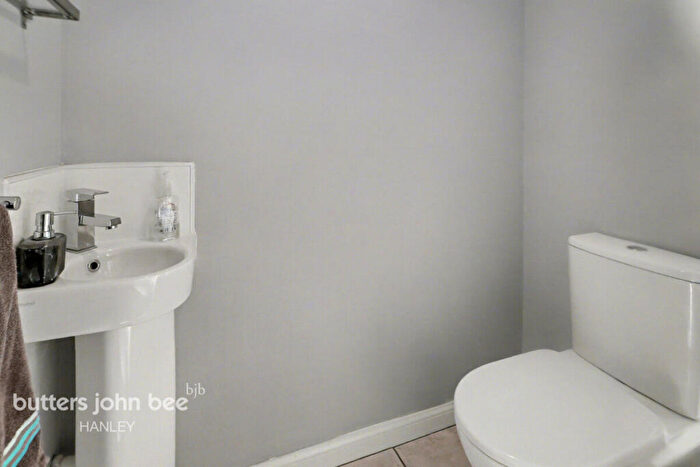 3 Bedroom Terraced House For Sale In Henry Dunn Avenue, Stoke-On-Trent, ST1