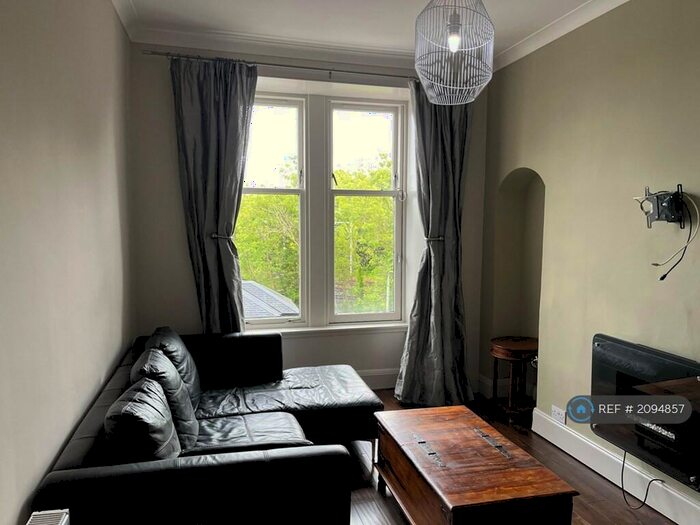 1 Bedroom Flat To Rent In Clarkston Road, Glasgow, G44