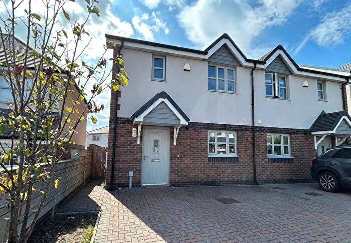 3 Bedroom Semi-Detached House For Sale In Parc Pentywyn, Deganwy, LL31