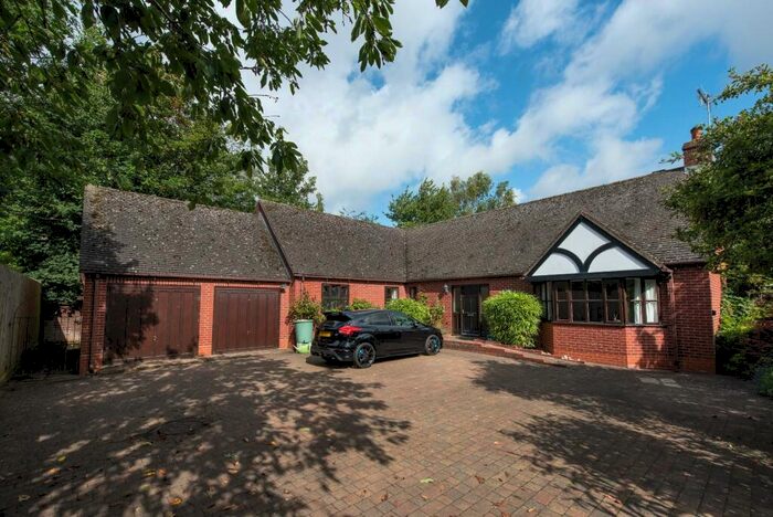 4 Bedroom Detached House To Rent In St. Marys Road, Stratford-upon-Avon, CV37