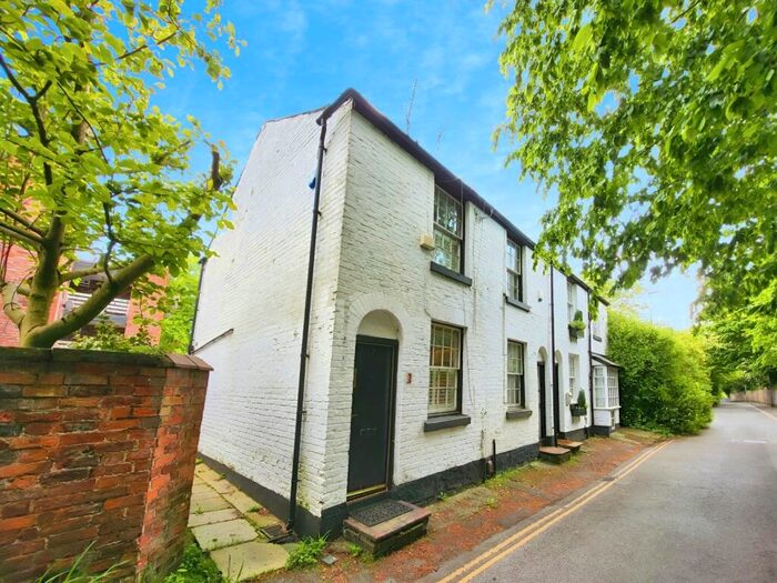 2 Bedroom End Of Terrace House To Rent In Millgate Lane, Didsbury, Manchester, M20