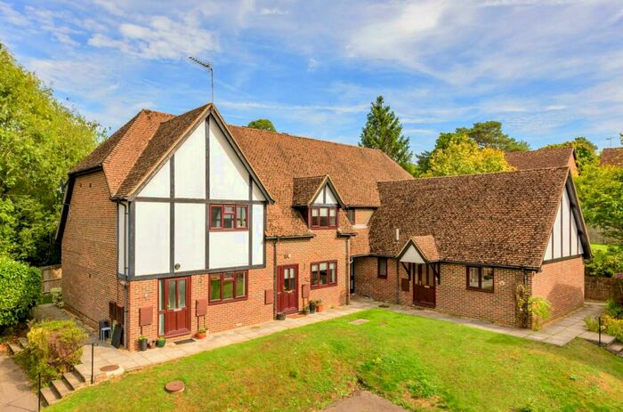 1 Bedroom Terraced House To Rent In Broad Ha'penny, Wrecclesham, Farnham, Surrey, GU10