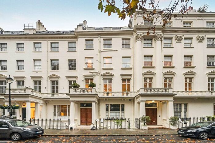 1 Bedroom Flat For Sale In Hyde Park Square, Hyde Park Estate, London, W2