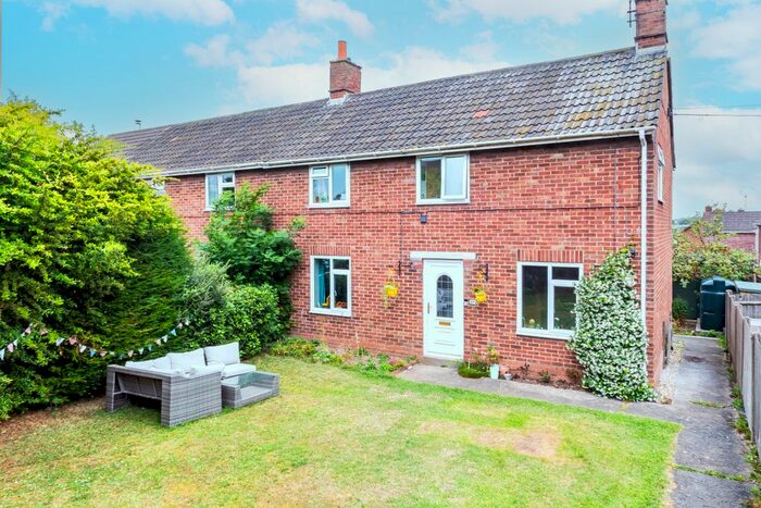 3 Bedroom Semi-Detached House For Sale In Tockington Lane, Almondsbury, Bristol, Gloucestershire, BS32