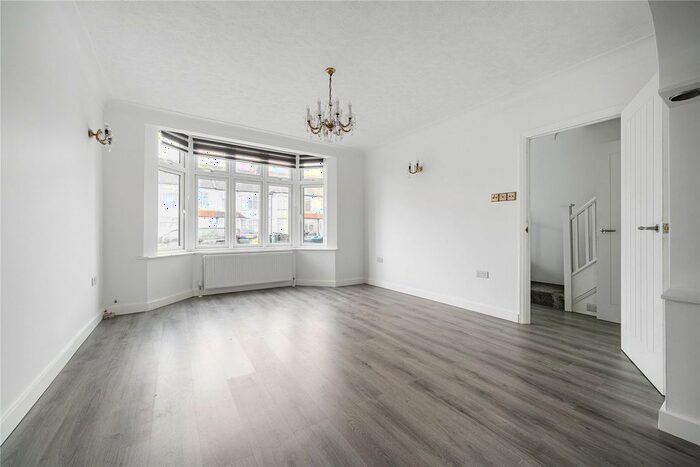 3 Bedroom Terraced House To Rent In Ulster Gardens, Palmers Green, London, N13