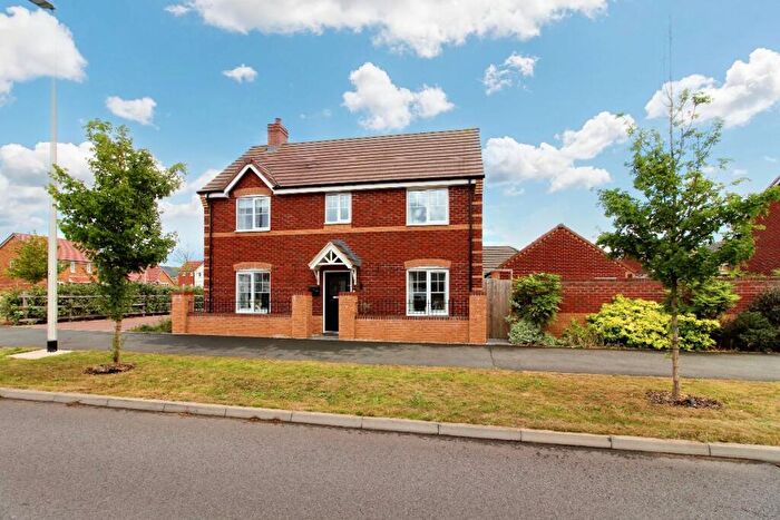 3 Bedroom Detached House For Sale In Lionheart Avenue, Bishops Tachbrook, Leamington Spa., CV33