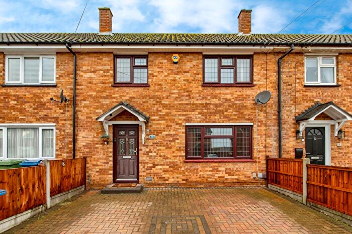 3 Bedroom Terraced House For Sale In Dacre Crescent, Aveley, RM15