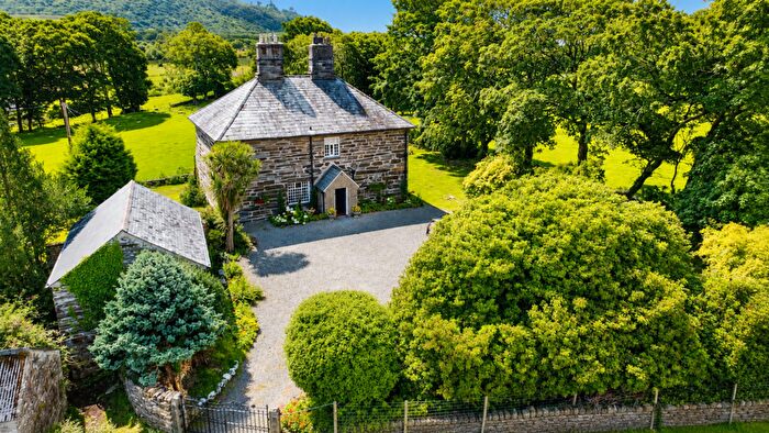 4 Bedroom Detached House For Sale In Ynys, Talsarnau, LL47