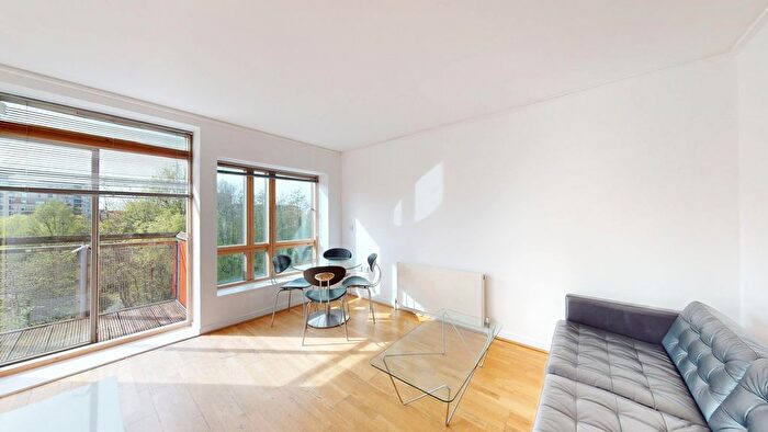 1 Bedroom Flat To Rent In Faraday Lodge, Greenwich Gmv, London, SE10