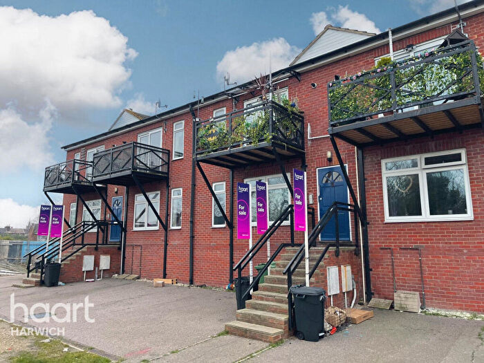 1 Bedroom Apartment For Sale In Stour Road, Harwich, CO12