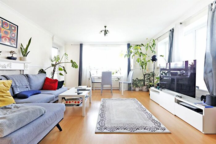 2 Bedroom Apartment To Rent In Tudor Court, Princes Riverside Road, London, SE16