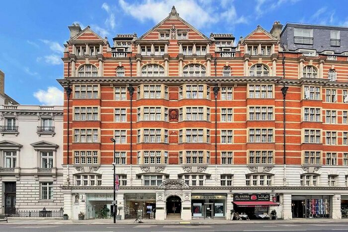 3 Bedroom Flat To Rent In Knightsbridge, London, SW1X
