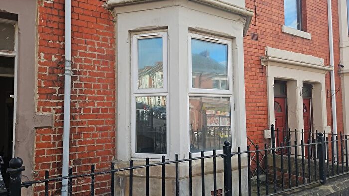 2 Bedroom Flat To Rent In Ellesmere Road, Newcastle Upon Tyne, NE4