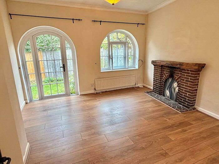 2 Bedroom Bungalow For Sale In Warninglid Lane, Warninglid, RH17