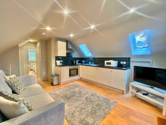 1 Bedroom Apartment To Rent In Harpsden, Henley On Thames, RG9