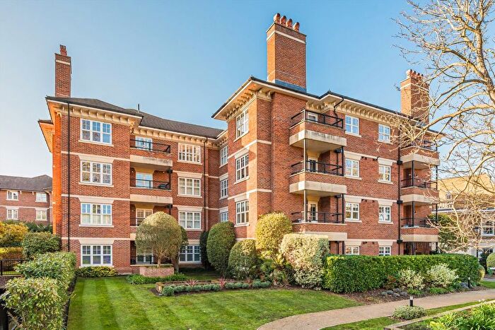 2 Bedroom Flat To Rent In Chalmers Way, St Margarets, TW1