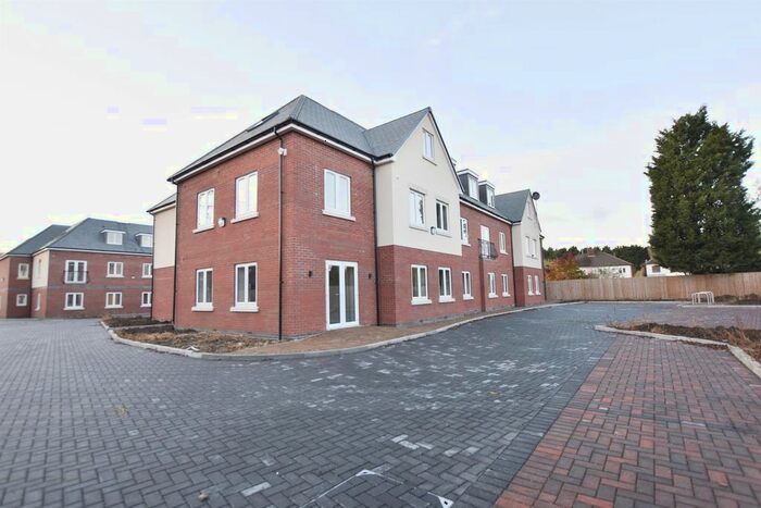 1 Bedroom Flat To Rent In Paddock Way, Hinckley, Leicestershire LE10