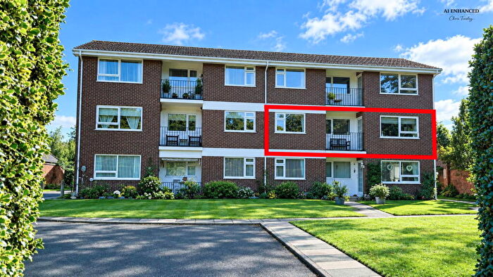 2 Bedroom Flat For Sale In Croxton Court, Hesketh Park, PR9