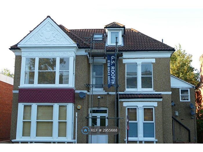 1 Bedroom Flat To Rent In Sylvan Road, London, SE19