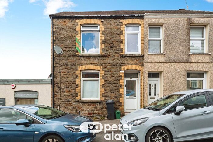 3 Bedroom End Of Terrace House For Sale In Danygraig Road, Neath, SA11