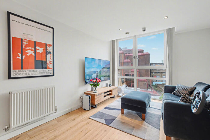 1 Bedroom Flat For Sale In Lambs Passage, City Of London, London, EC1Y