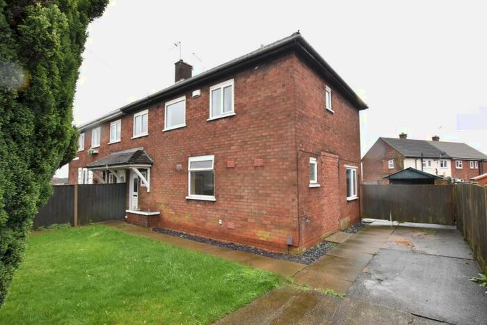 3 Bedroom Semi-Detached House To Rent In Kathleen Avenue, Scunthorpe, DN16