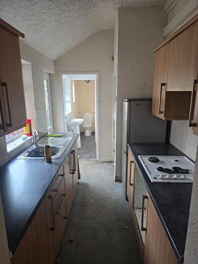 2 Bedroom Terraced House For Sale In Bentley Lane, Walsall, WS2
