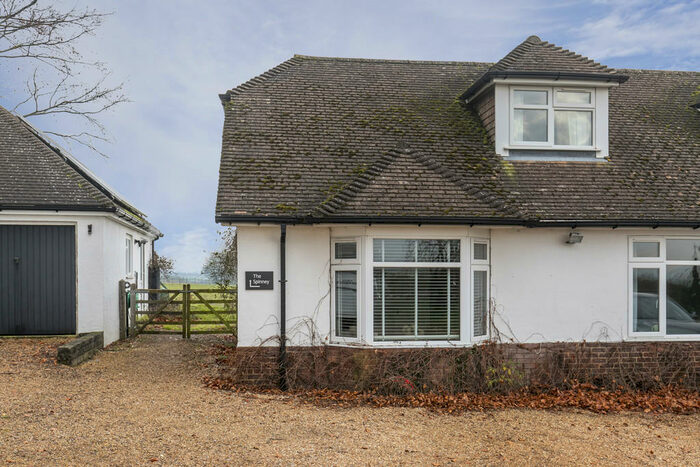 1 Bedroom Property To Rent In Stoke Charity Road, Kings Worthy, Winchester, SO21