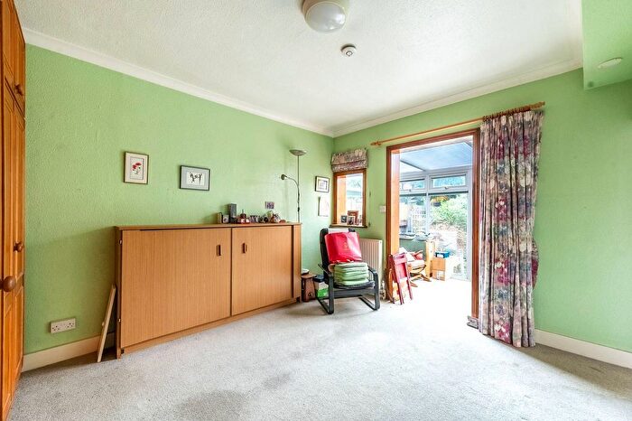 1 Bedroom Flat For Sale In Lance Road, West Harrow, Harrow, HA1