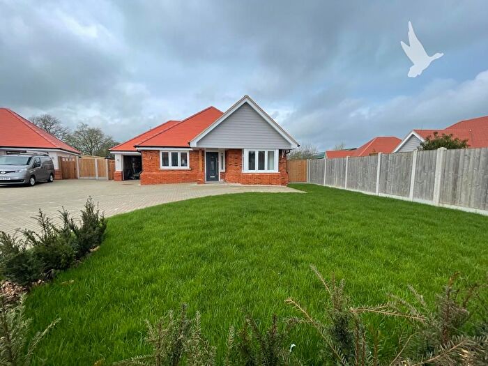 3 Bedroom Detached Bungalow For Sale In Springwood Close, Latchingdon, CM3