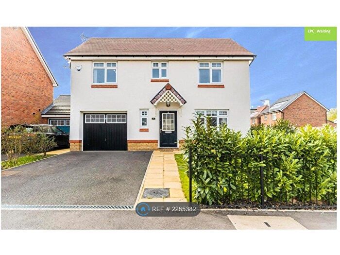 3 Bedroom Detached House To Rent In Cadet Street, Stockport, SK5