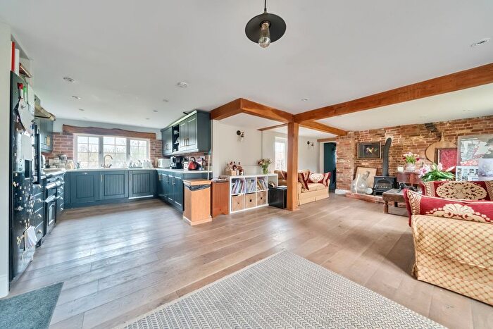 4 Bedroom Semi-Detached House To Rent In Northington, Alresford, SO24