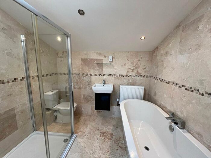 2 Bedroom Barn Conversion To Rent In Fosse Road, Car Colston, NG13