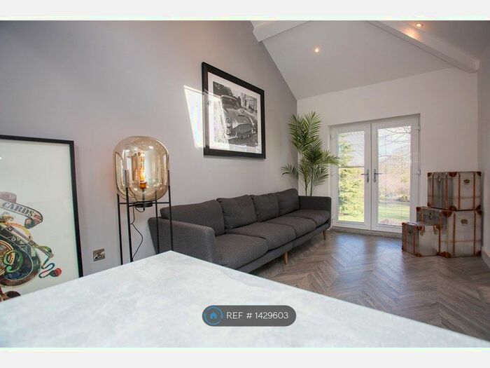 1 Bedroom Maisonette To Rent In Berkeley Court, Doncaster, DN1