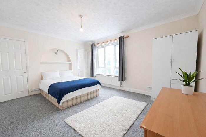 4 Bedroom Terraced House To Rent In Hollingdean Road, Brighton, BN2